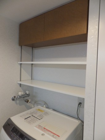 隙間を造作収納で有効活用 隙間を造作収納で有効活用